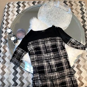 Daphne - Plaid ¾ Sleeve Business Casual Midi Dress - Black/Grey - 8
